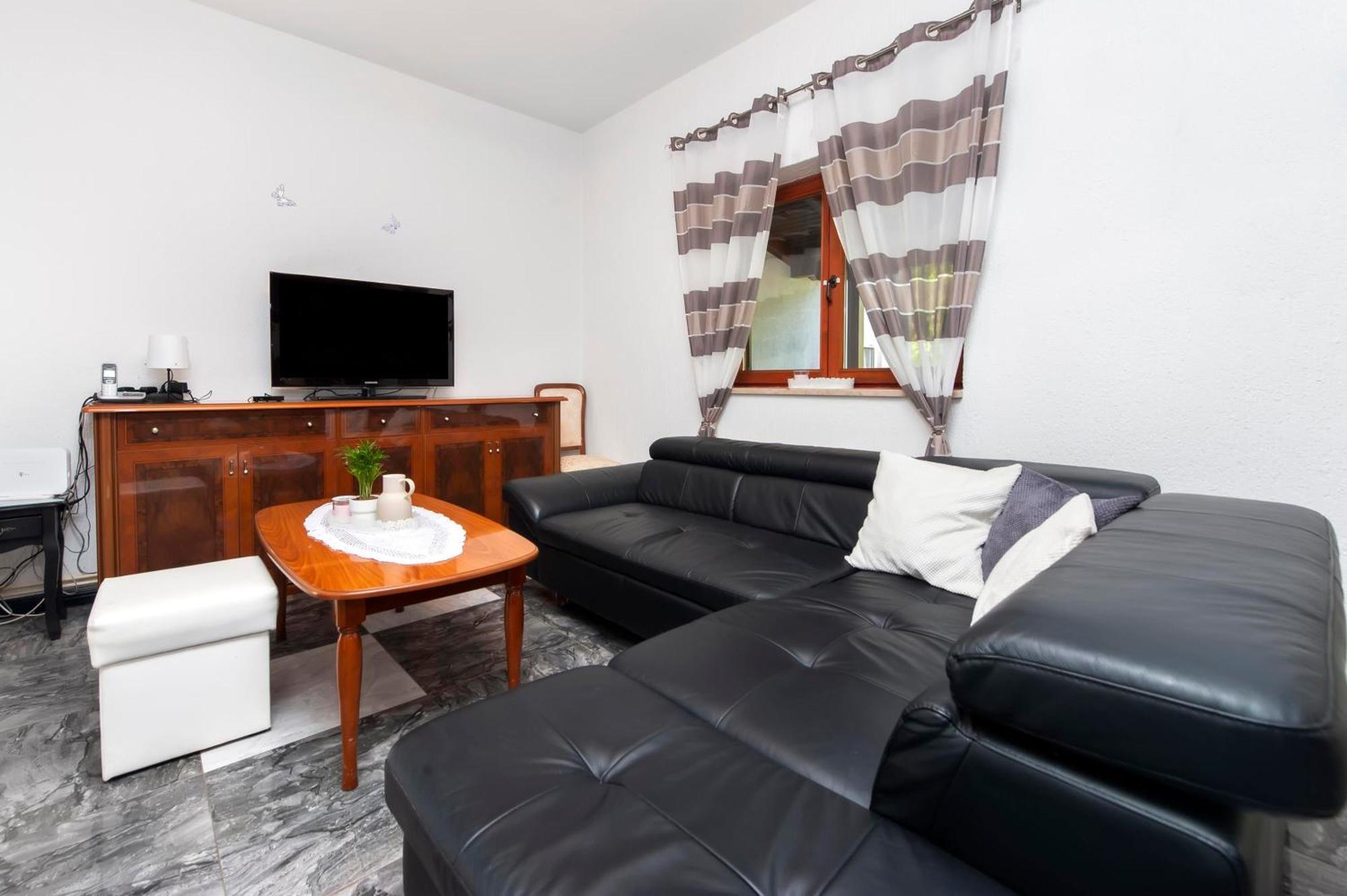 Apartament Sena *