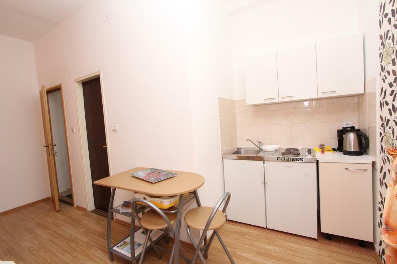 Sena Apartament *